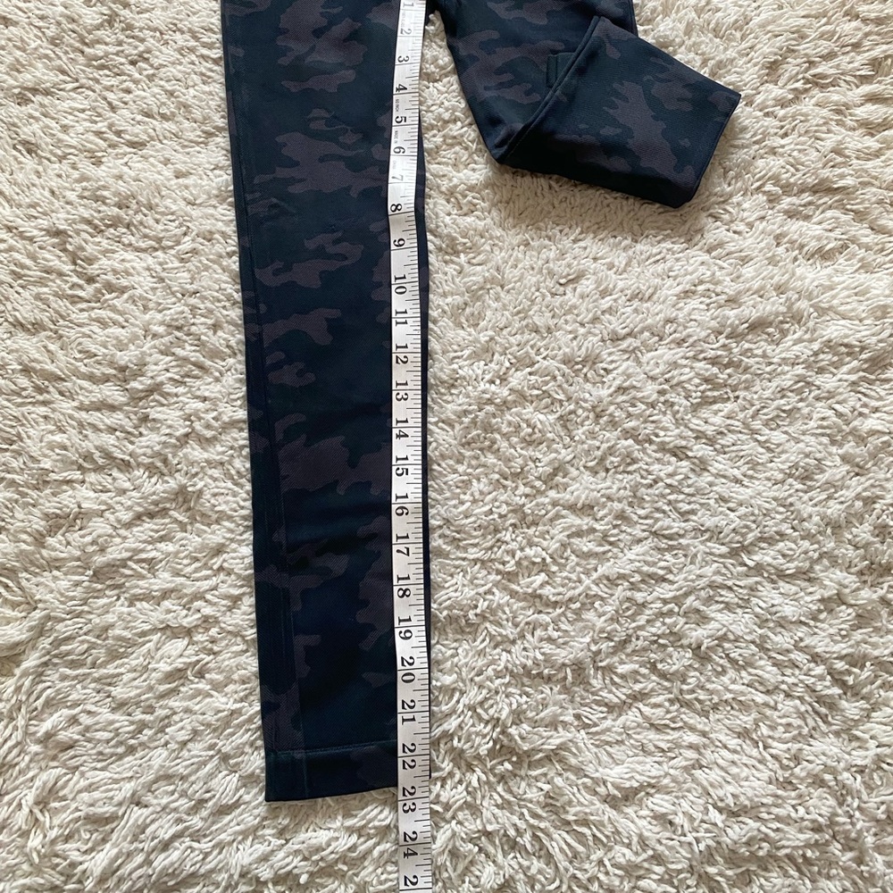 Spanx leggings size medium camouflage multi colored - Picture 8 of 10